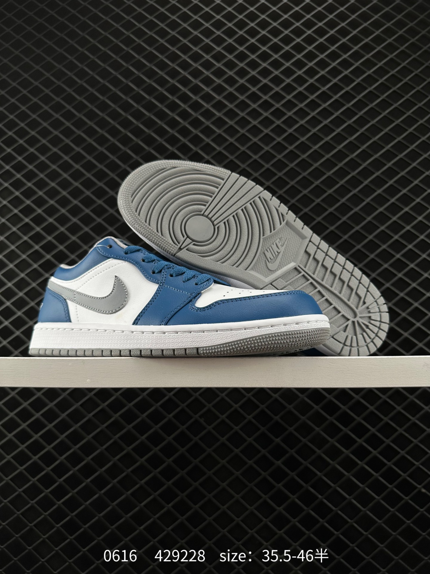 Air Jordan 1 Low AJ1